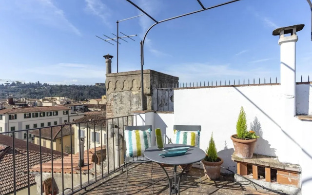 Apartment in Florence With Rooftop Views