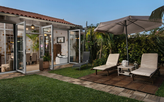 Villa Splantzia-heated Pool-garden-2 min Chania Port