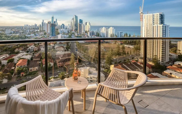 Encore Broadbeach