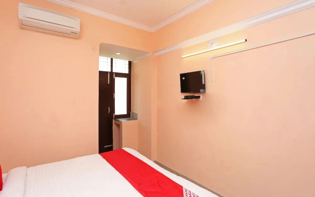 Polytechnic Chauraha By OYO Rooms