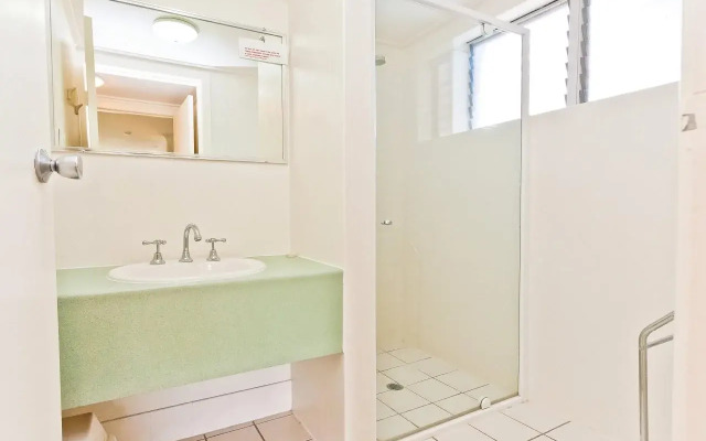 Silver Sands Apartments