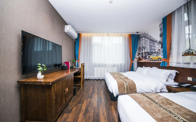 MG Hotel - St. Michael's Cathedral, Qingdao