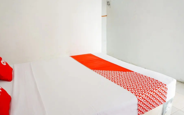 Cempaka Homestay by OYO Rooms