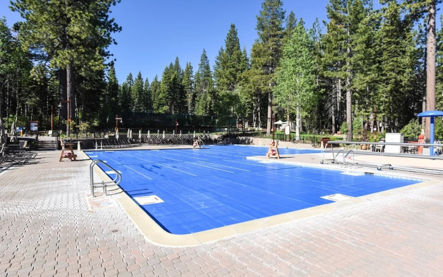 3174 Aspen Grove