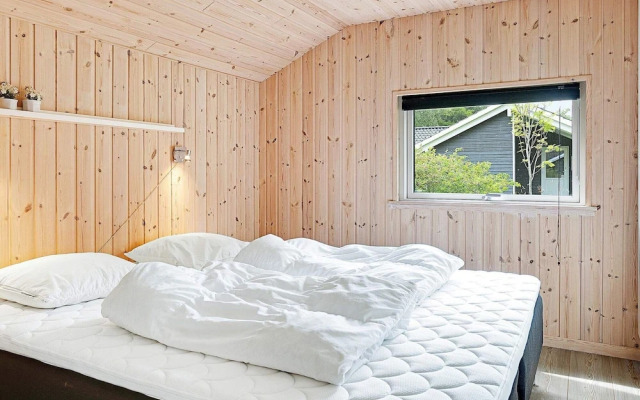 10 Person Holiday Home in Albaek-by Traum