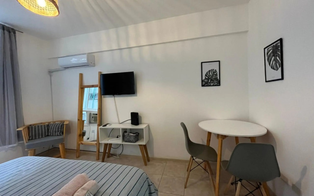 Maipu Apart Studio