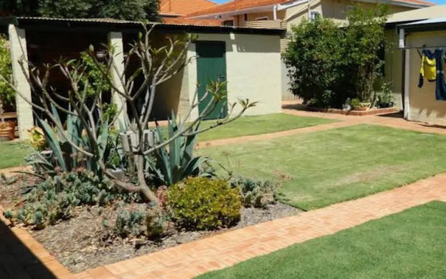 Champion Bay Apartments