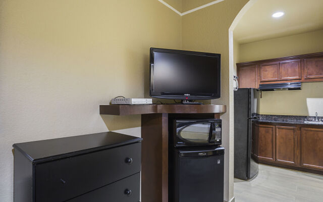 Scottish Inn & Suites Baytown