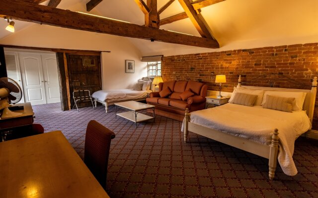 Donington Park Farmhouse Hotel