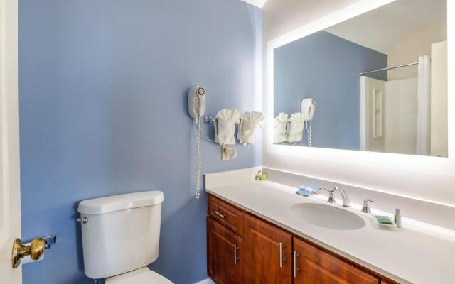 Ogunquit River Inn & Suites