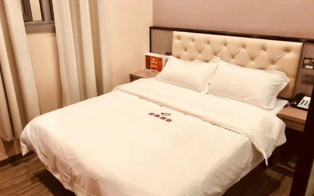 Shell Hotel Shanghai Jinshan Wanda Plaza