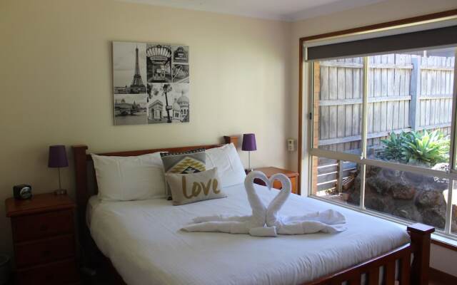 Australian Home Away @ Doncaster Anderson Creek 2