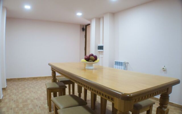 Petrosyan Hostel