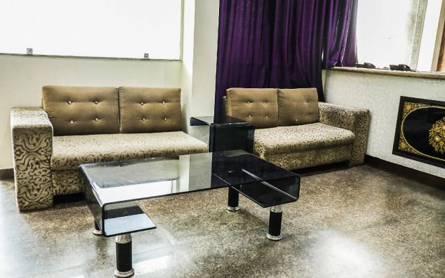 OYO 14635 Hotel Orchid