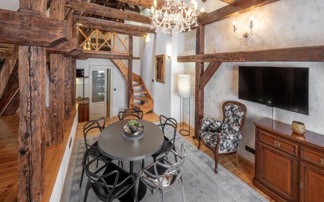 Chateau 9 Apartments by Adrez Living