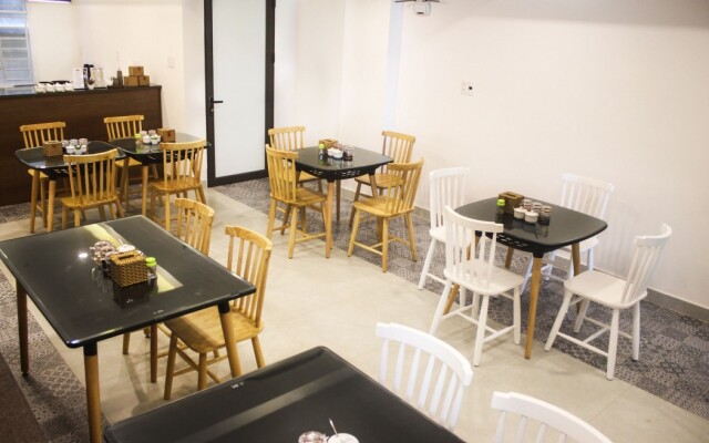 Robin Hotel Danang