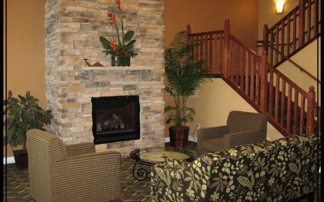Crossings by GrandStay® - Pipestone