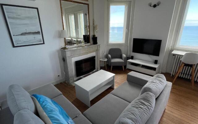 1ère ligne Mer Appartement 7 personnes.