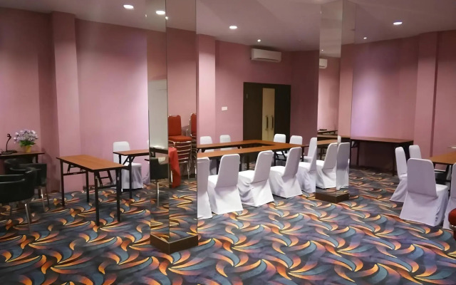 Atria Inn