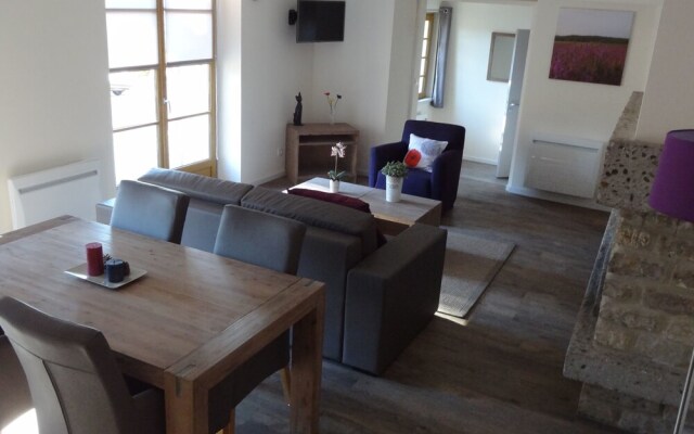 Nice Apartment With Dishwasher Located Among Lavender Fields