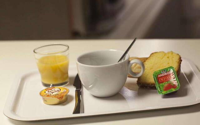 Premiere Classe Reims Ouest - Tinqueux