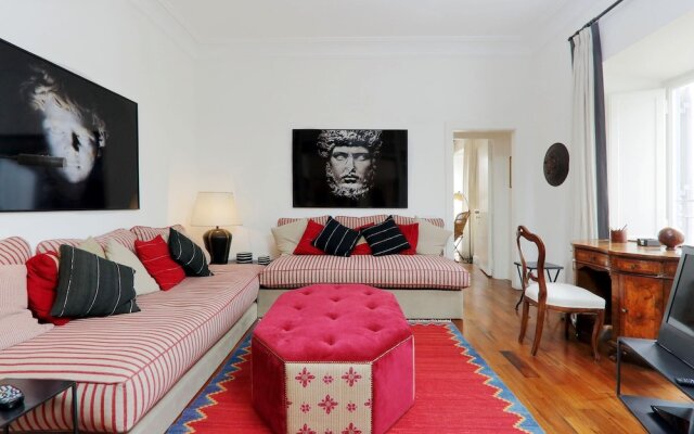 La Camelia an Elegant and Extravagant 2 Bedroom Apartment