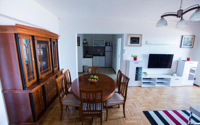 Grand View Apartments