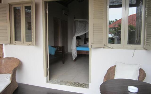 Kembali Beach Bungalows