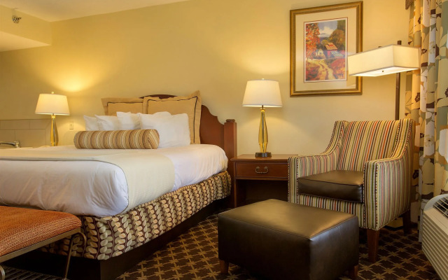 Quality Inn Near the Island Pigeon Forge