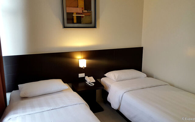 Manhattan Suites Inn
