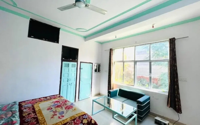 Bhoora House