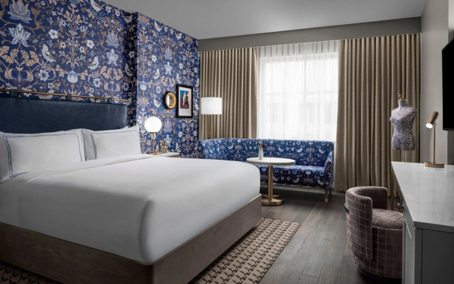 The Dorian, Autograph Collection