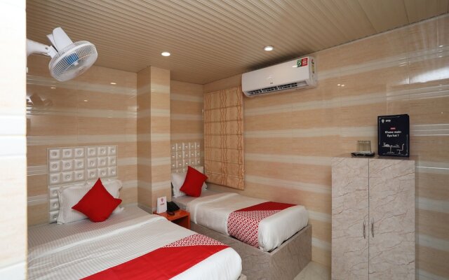 OYO 14373 Shree Krishna Hotel