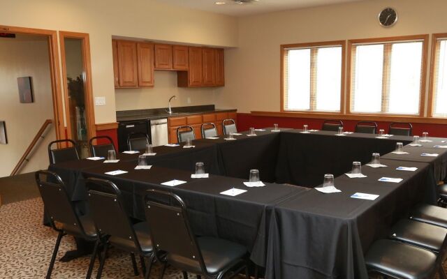 Sterling Hotel and Suites