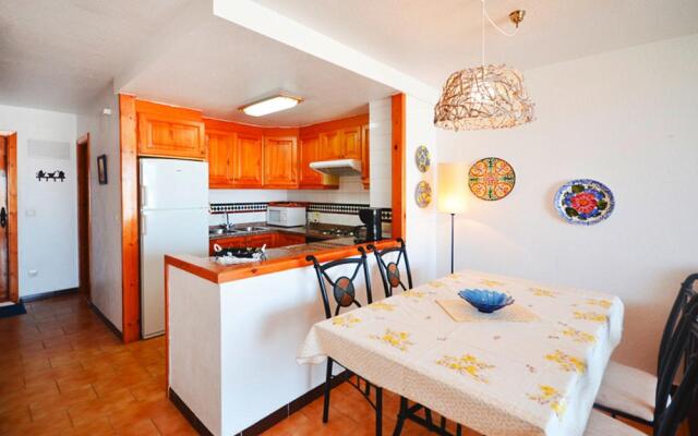 Apartment in Santa Pola with parking space