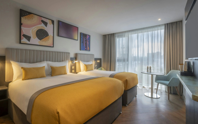 Maldron Hotel Liverpool City - Image 4