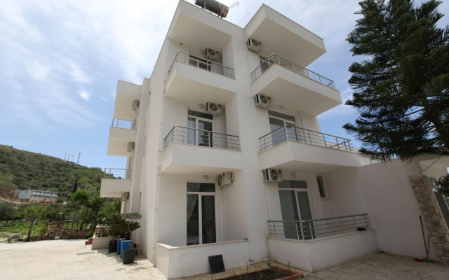 Zahos Hotel