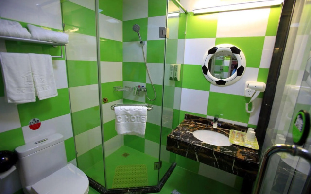 Zhencheng xinyi Hotel (Hengxing Technology College, Jiushui East Road, Qingdao) – Bathroom – Qingdao