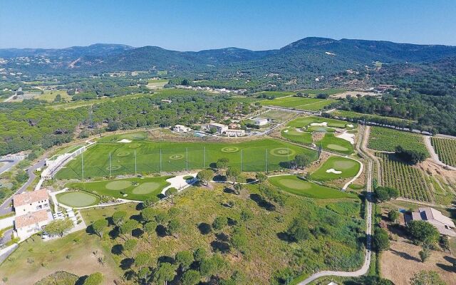 Le Clos des Oliviers Grimaud