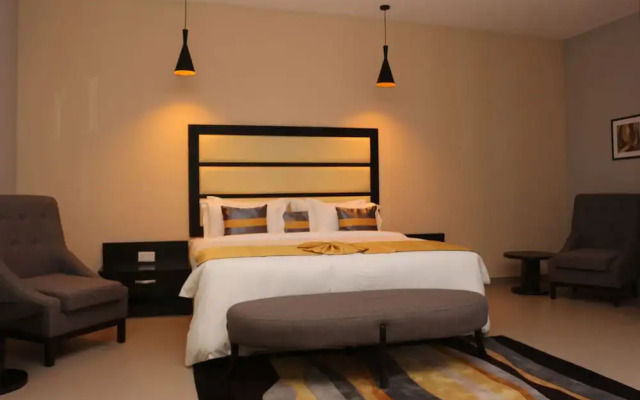 Mayhill Hotel