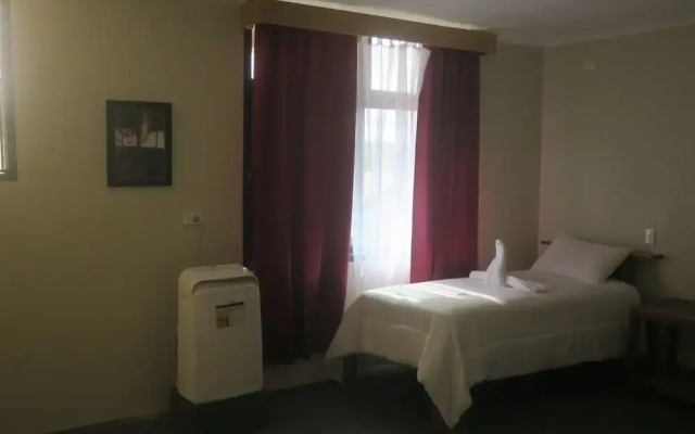 Zaru Hotel