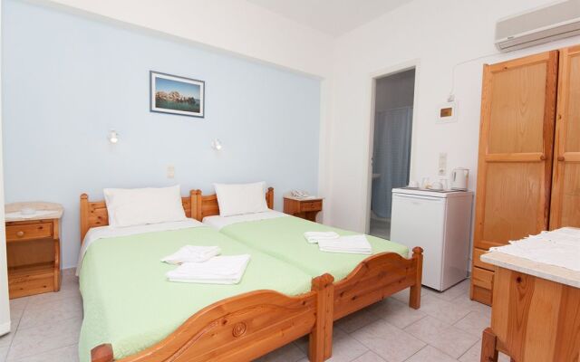 Marinos Hotel
