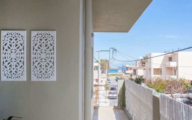 Nima's Beach Apartment