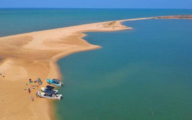 Kitesurfing Lanka
