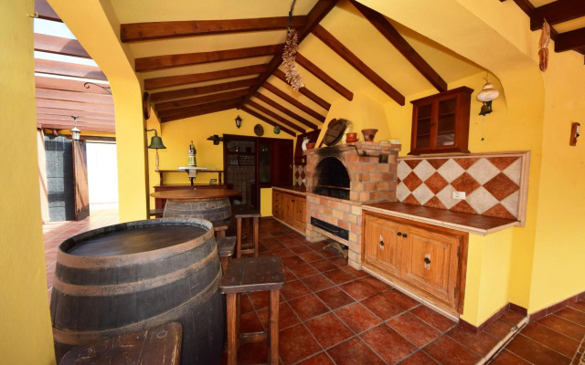 Alina - Vivienda vacacional con piscina privada