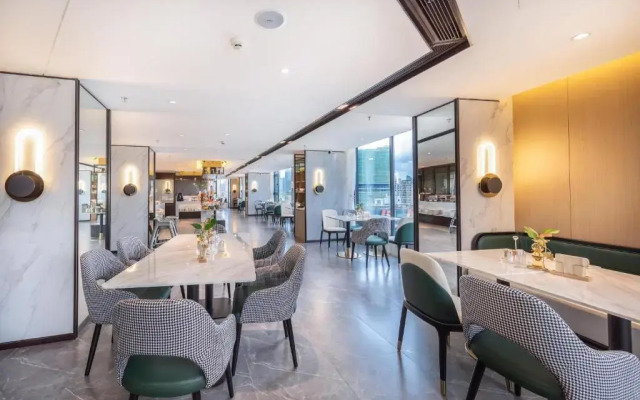 Atour Hotel Zhuhai Gongbei Fuhuali Huanyucheng