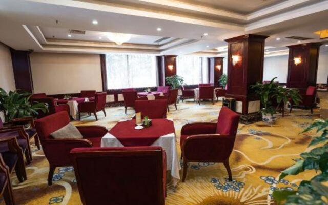 Shifang Hongda Jinqiao Hotel