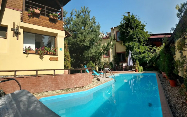 Pension Casa Mica