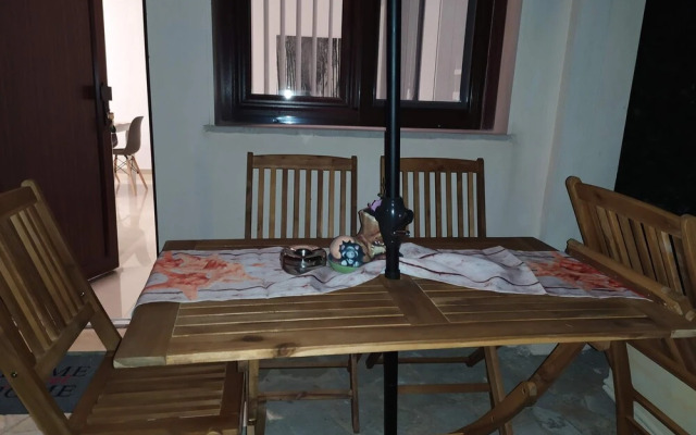 Anchors Aweigh 50m From The Sea