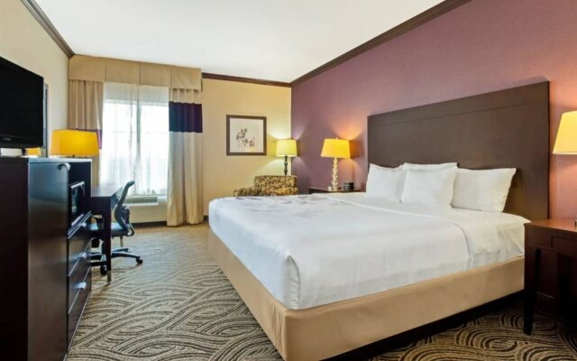 La Quinta Inn And Suites Burleson